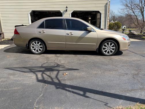 Beige 2006 Honda Accord EX-L