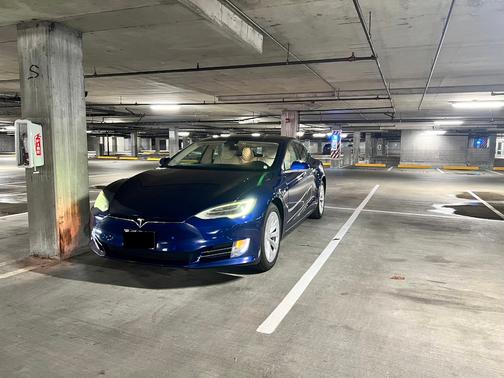 2018 Tesla Model S 75D