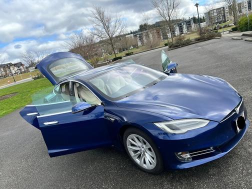 2018 Tesla Model S 75D