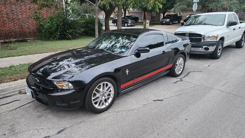 Black 2012 Ford Mustang V6
