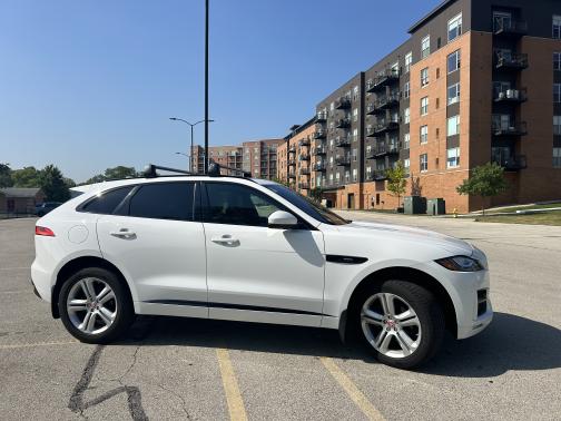 2018 Jaguar F-PACE 25t R-Sport