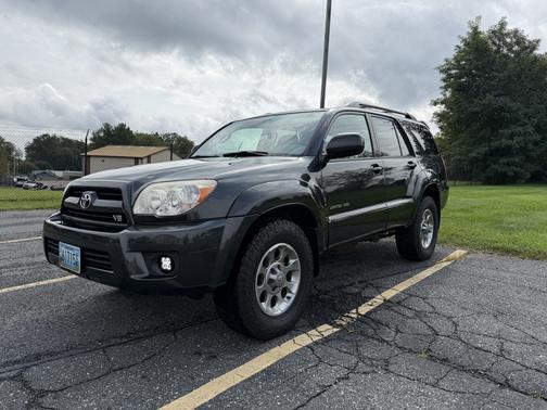 Gray 2008 Toyota 4Runner Limited V8
