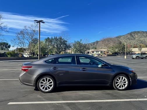 2014 Toyota Avalon Limited