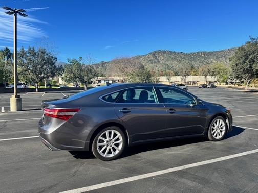 2014 Toyota Avalon Limited