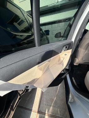 White 2022 BMW X5 sDrive40i