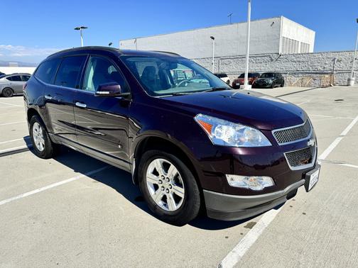 Purple 2010 Chevrolet Traverse LT