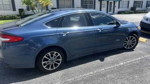 2018 Ford Fusion Energi SE Luxury