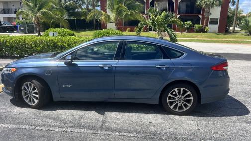 2018 Ford Fusion Energi SE Luxury