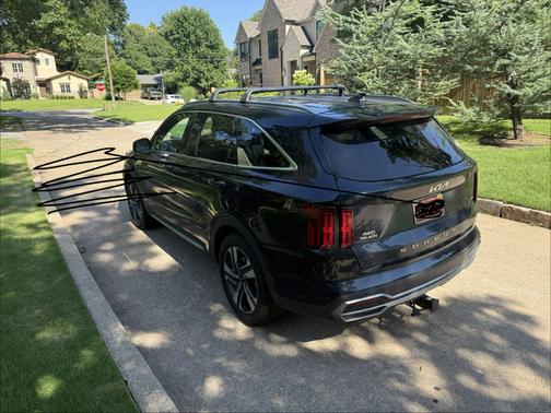 Blue 2022 Kia Sorento Plug-In Hybrid SX