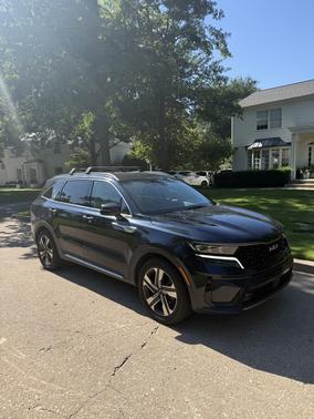 Blue 2022 Kia Sorento Plug-In Hybrid SX