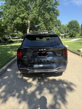 Blue 2022 Kia Sorento Plug-In Hybrid SX