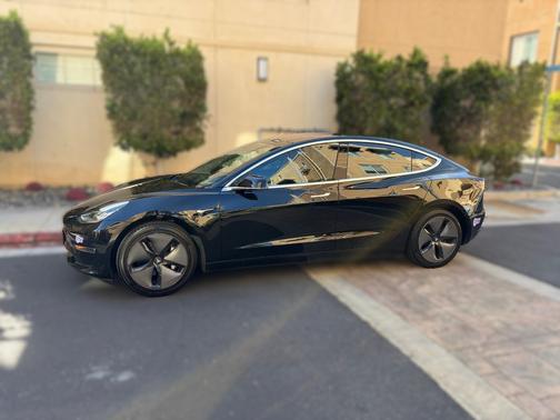 2018 Tesla Model 3 Mid Range