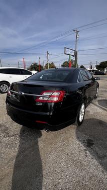 2015 Ford Taurus SEL