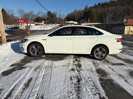 2019 Volkswagen Jetta 1.4T R-Line