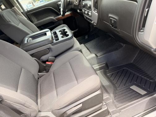 Silver 2018 GMC Sierra 1500 SLE