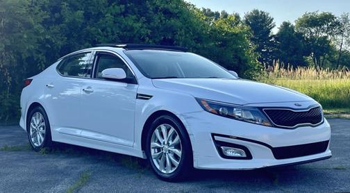 White 2014 Kia Optima EX