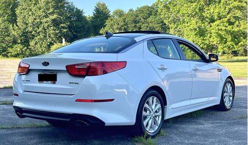 White 2014 Kia Optima EX