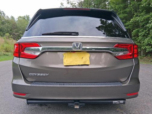 Brown 2018 Honda Odyssey EX