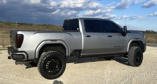 2024 GMC Sierra 2500 Denali Ultimate