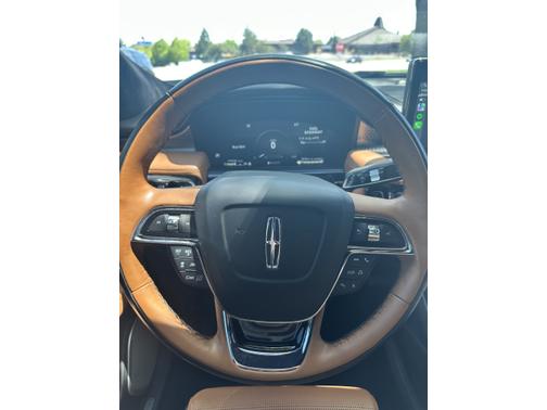 2022 Lincoln Nautilus Black Label