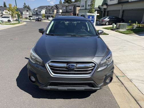 Gray 2019 Subaru Outback 2.5i Limited