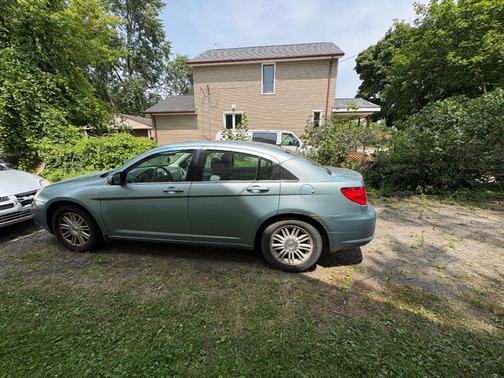 Blue 2008 Chrysler Sebring Touring