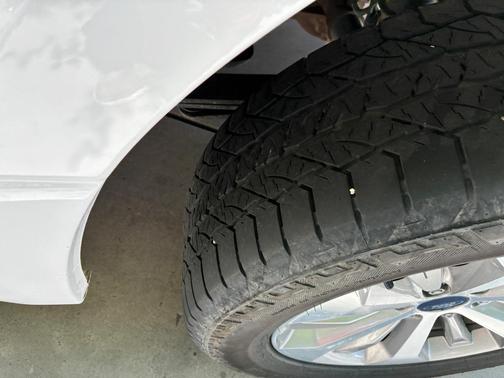 White 2018 Ford F-150 XL