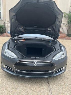 2014 Tesla Model S 85