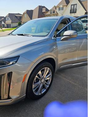 Gray 2024 Cadillac XT6 Premium Luxury FWD