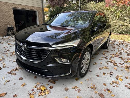 Black 2022 Buick Enclave Premium