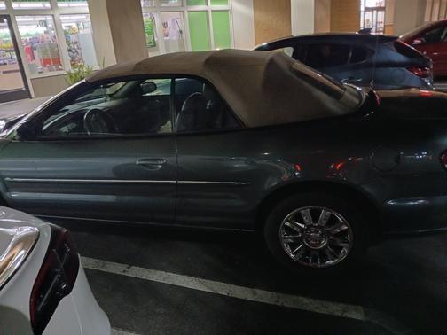 2004 Chrysler Sebring Limited