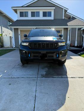 Black 2022 Jeep Grand Cherokee 4xe Trailhawk
