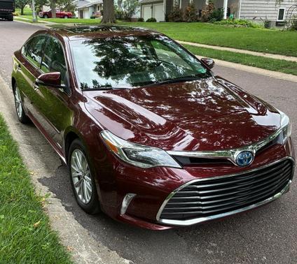 Red 2018 Toyota Avalon Hybrid Limited