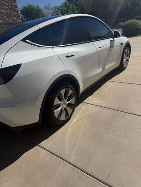 White 2022 Tesla Model Y Long Range