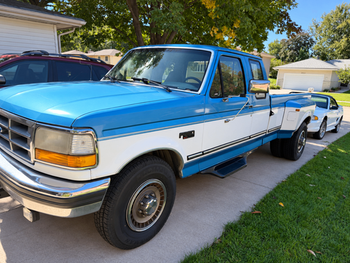 Blue 1992 Ford F-250 Custom SuperCab H/D
