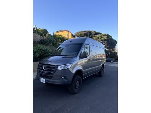2024 Mercedes-Benz Sprinter 2500 Standard Roof