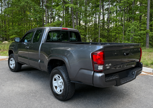 Gray 2018 Toyota Tacoma SR