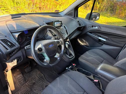 White 2015 Ford Transit Connect XLT