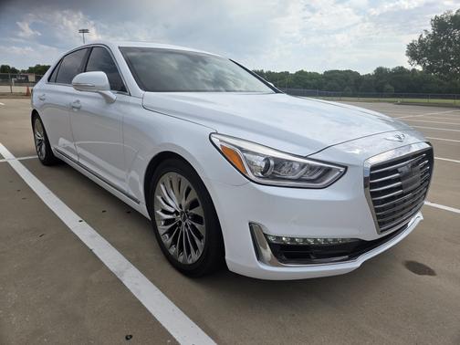 White 2018 Genesis G90 3.3T Premium