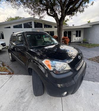 2010 Kia Soul +