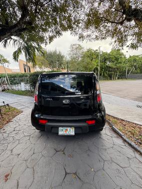 2010 Kia Soul +