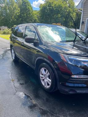 Black 2016 Honda Pilot LX