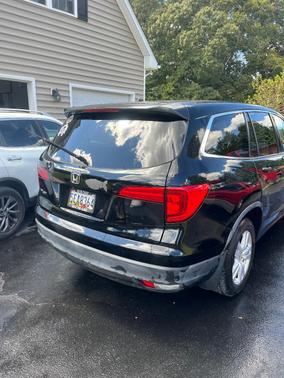 Black 2016 Honda Pilot LX