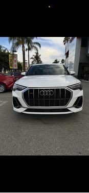 2022 Audi Q3 45 S line Premium