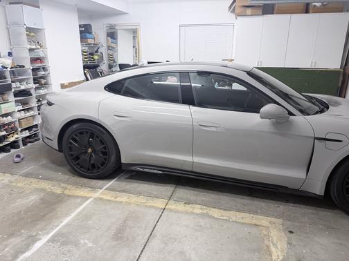 2023 Porsche Taycan Taycan GTS