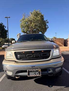 Gold 2000 Ford F-150 Lariat SuperCab Flareside