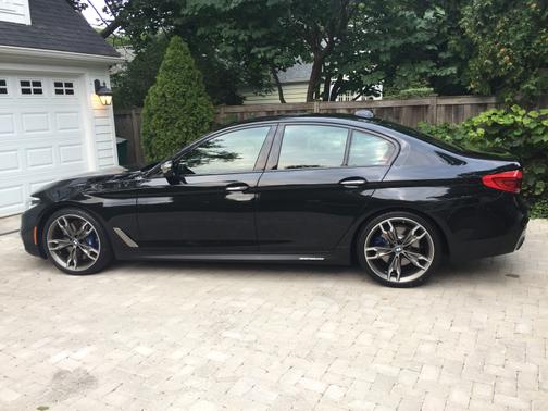Photo 1 of 8 of 2018 BMW M550 i xDrive