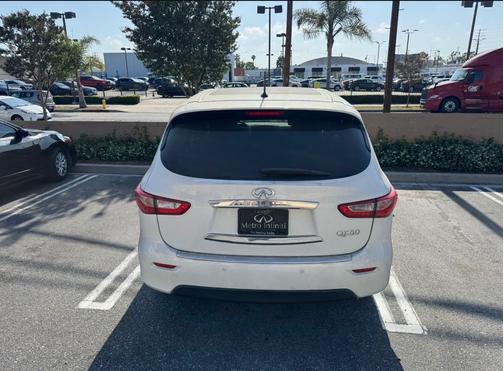 White 2014 INFINITI QX60 Base