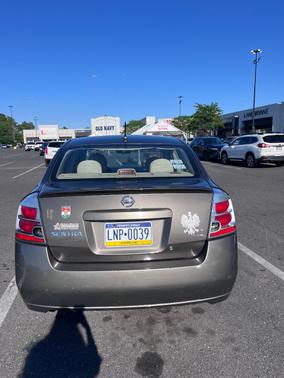 Gray 2008 Nissan Sentra 2.0 S