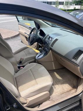 Gray 2008 Nissan Sentra 2.0 S